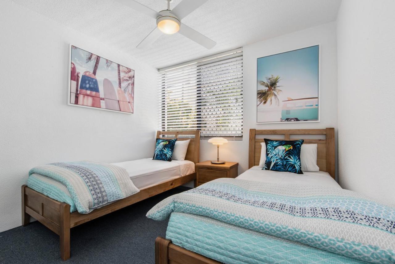 Mylos Holiday Apartments Alexandra Headland Exterior photo