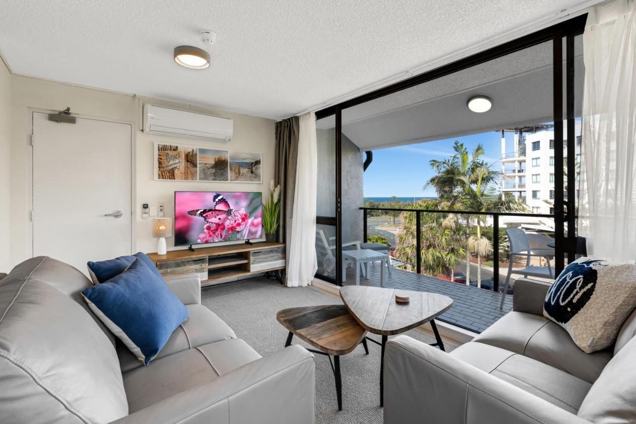 Mylos Holiday Apartments Alexandra Headland Exterior photo